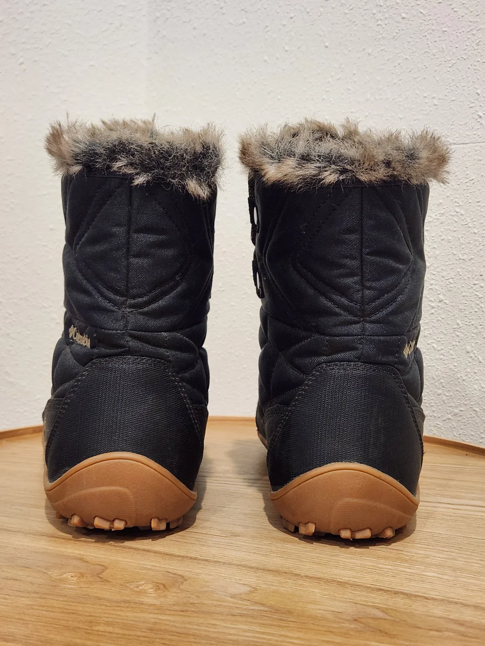 New Columbia Waterproof Women's Black Quilted Faux-Fur Winter Boots